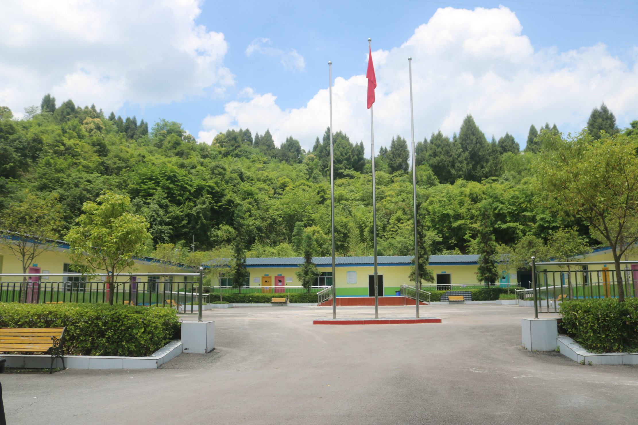 德益陽(yáng)光渠縣校區(qū)