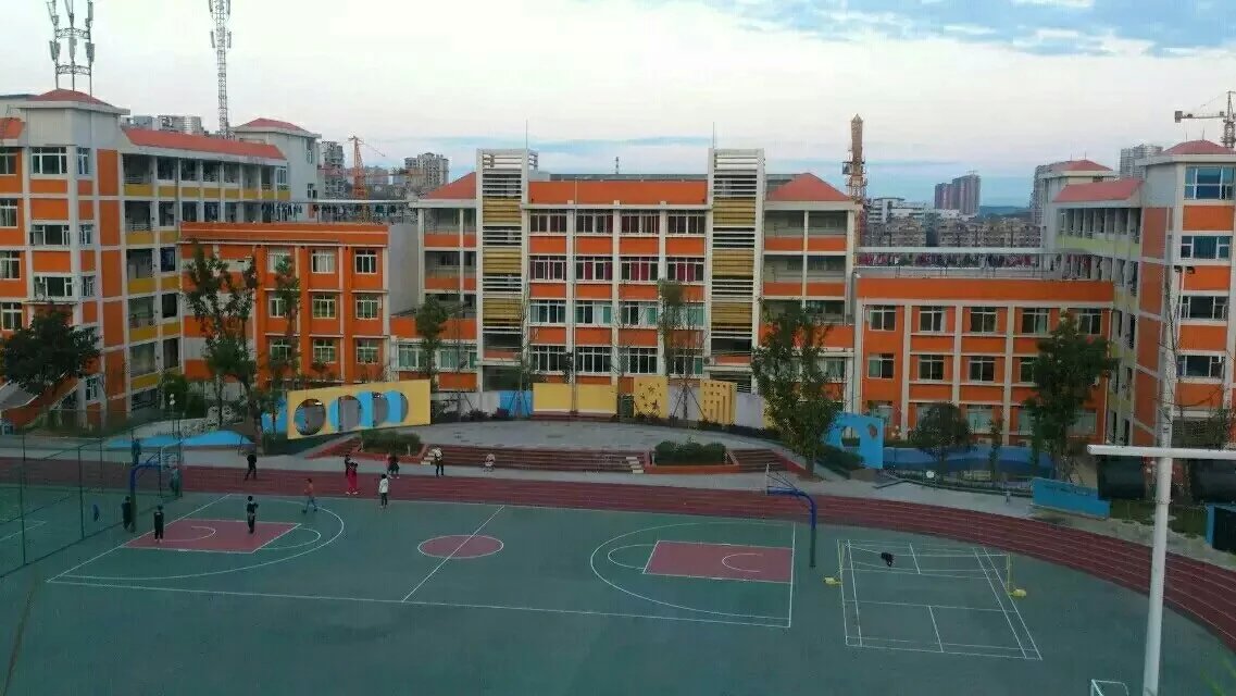 德益陽(yáng)光順慶校區(qū)